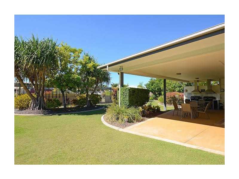 164/230 Pulgul Street, Urangan QLD 4655