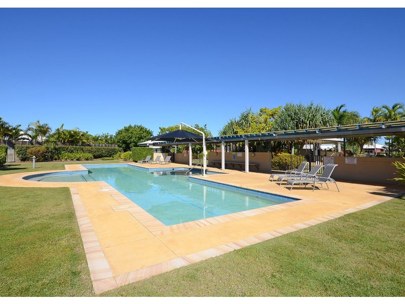 164/230 Pulgul Street, Urangan QLD 4655
