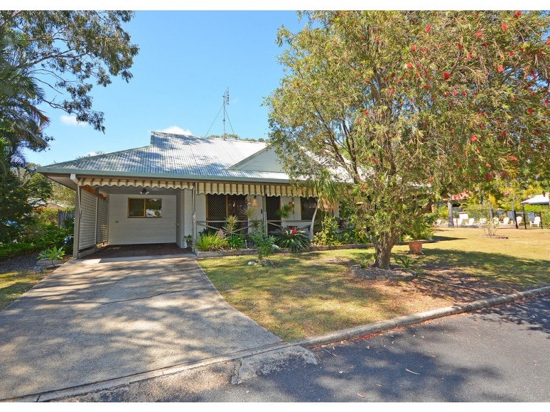 9/415-417 Boat Harbour Drive, Torquay QLD 4655