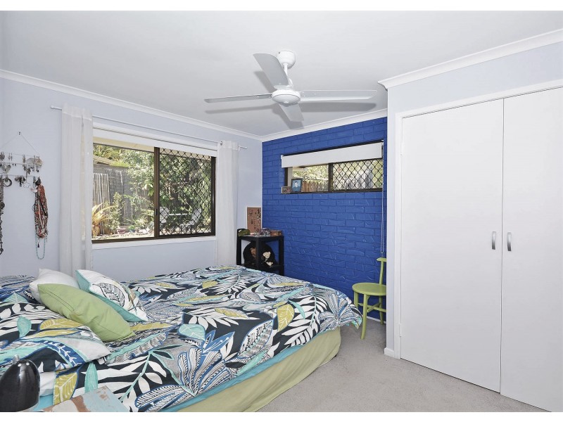 9/415-417 Boat Harbour Drive, Torquay QLD 4655