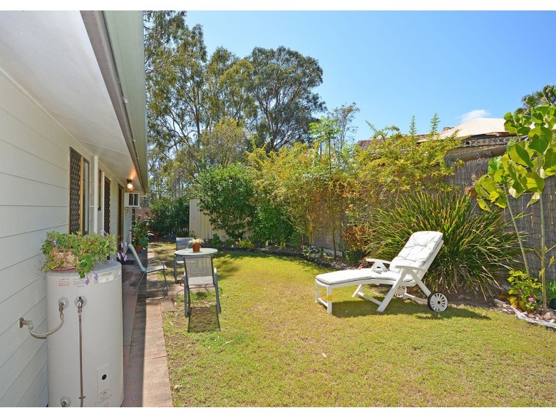 9/415-417 Boat Harbour Drive, Torquay QLD 4655