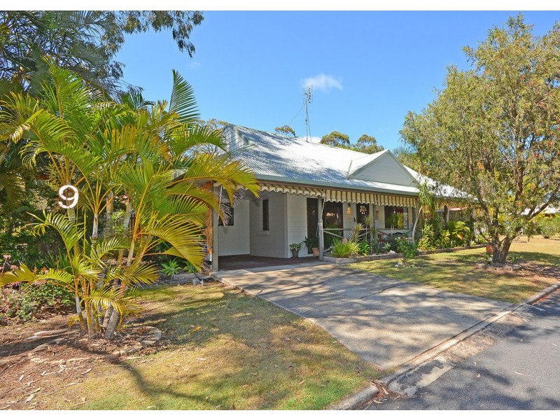 9/415-417 Boat Harbour Drive, Torquay QLD 4655