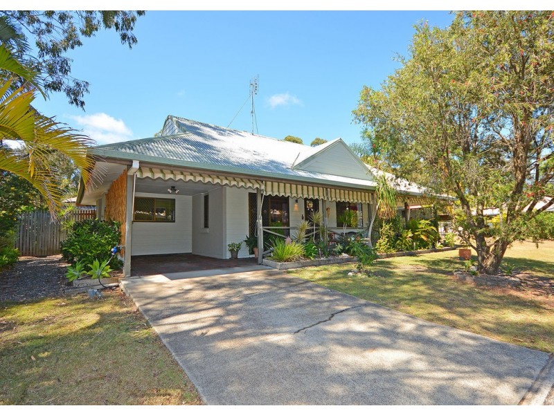 9/415-417 Boat Harbour Drive, Torquay QLD 4655