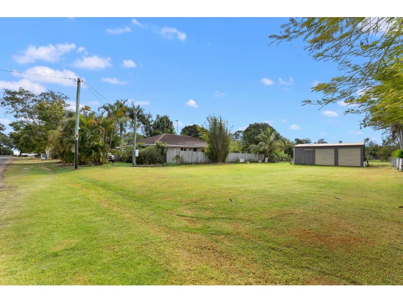 33 Petersen Road, Craignish QLD 4655
