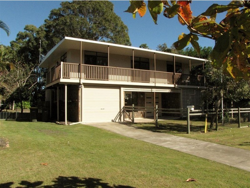 15 FLINDERS, Point Vernon QLD 4655