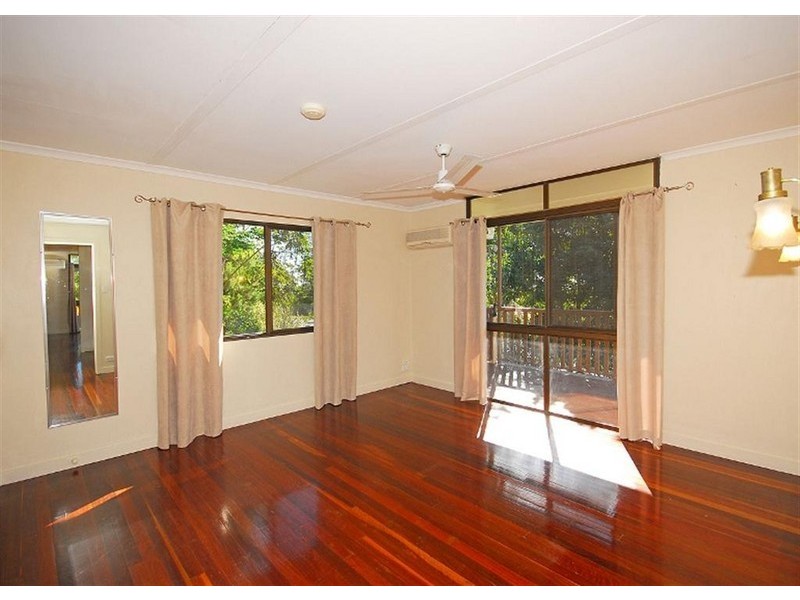 15 FLINDERS, Point Vernon QLD 4655