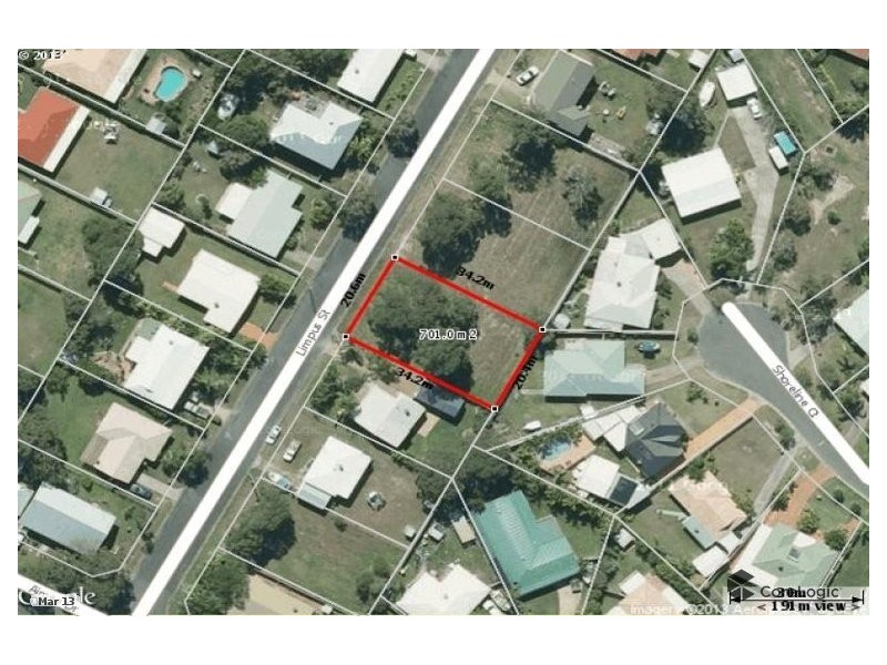 116 Limpus St, Urangan QLD 4655