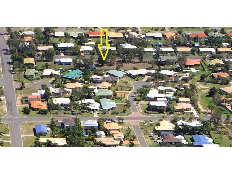 116 Limpus St, Urangan QLD 4655
