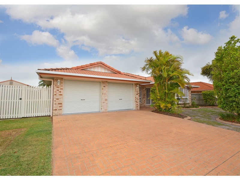 8 Durham Court, Kawungan QLD 4655