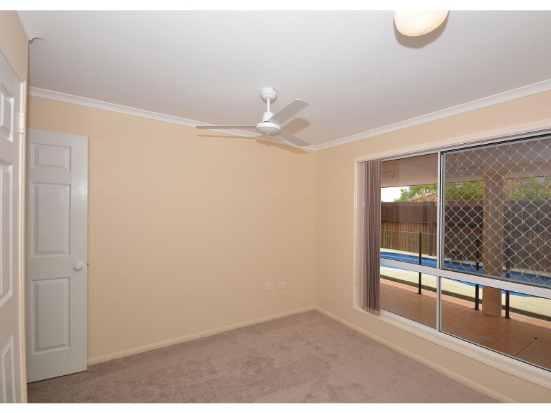 8 Durham Court, Kawungan QLD 4655