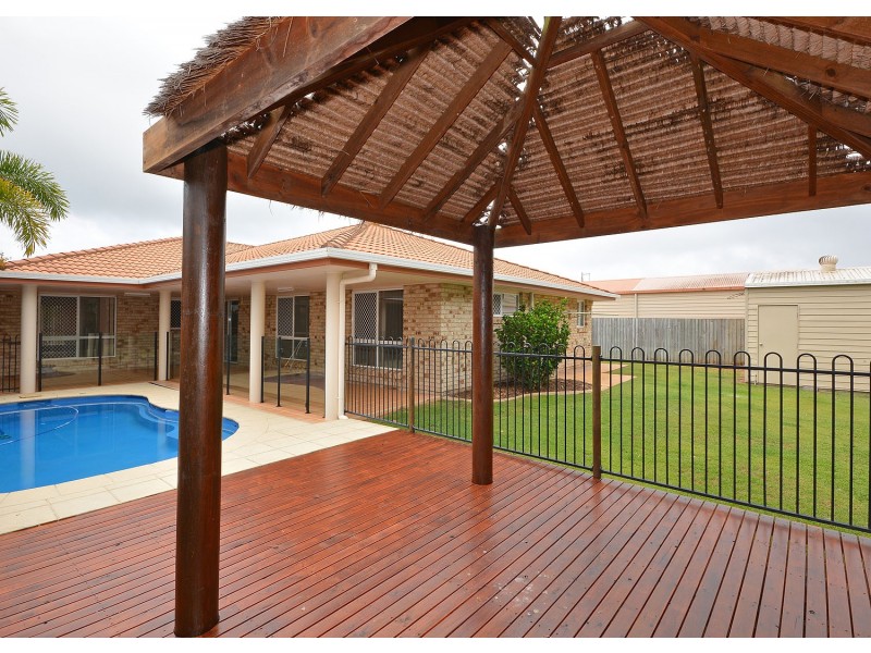8 Durham Court, Kawungan QLD 4655