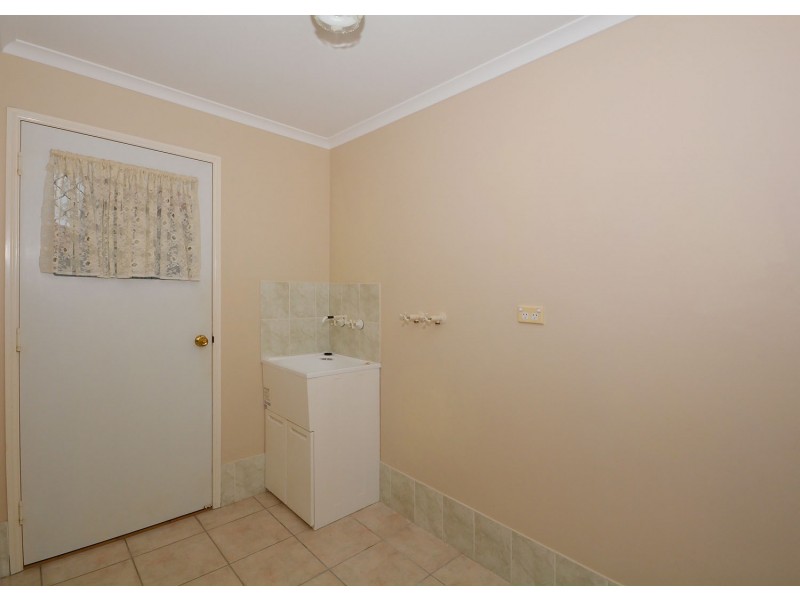 8 Durham Court, Kawungan QLD 4655