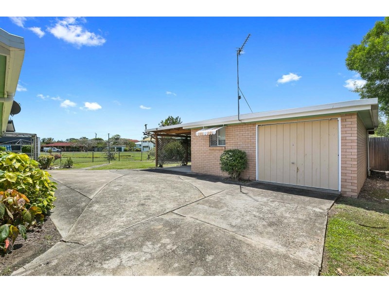114 Long, Point Vernon QLD 4655