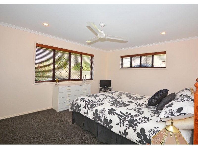 6 Bryan Court, Burrum Heads QLD 4659