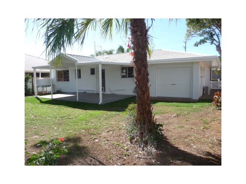 69 Long St, Point Vernon QLD 4655