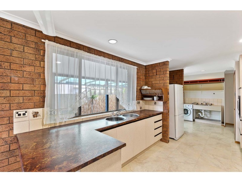 38 Corfield Street, Point Vernon QLD 4655