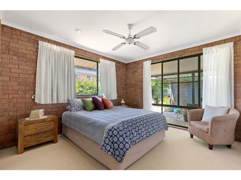 38 Corfield Street, Point Vernon QLD 4655
