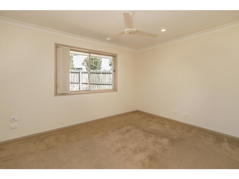 2/36A Tavistock Street, Torquay QLD 4655