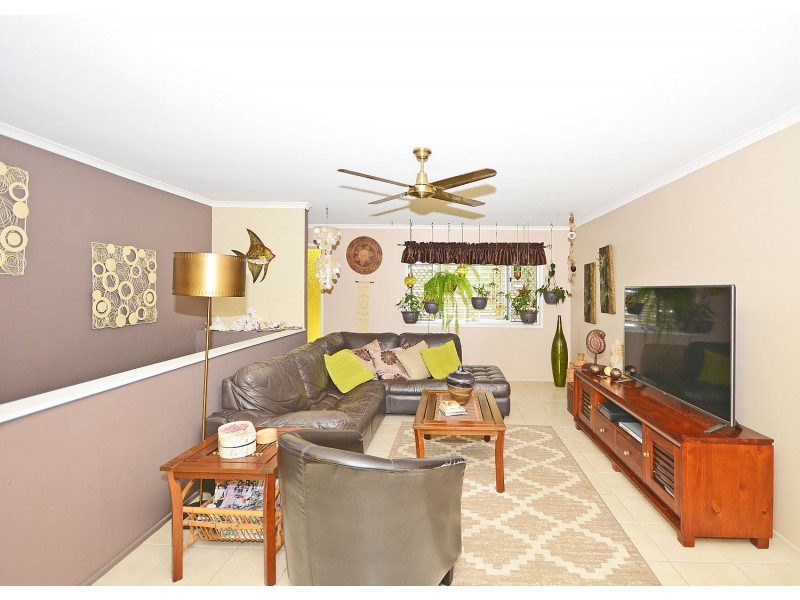 15 Hayworth Street, Point Vernon QLD 4655