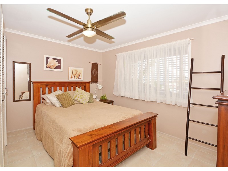 15 Hayworth Street, Point Vernon QLD 4655