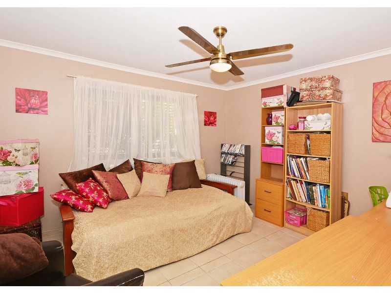 15 Hayworth Street, Point Vernon QLD 4655