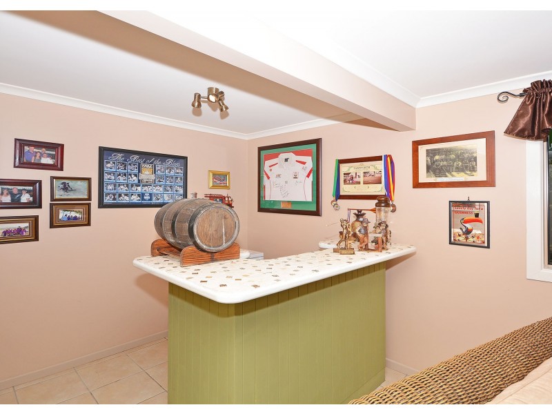 15 Hayworth Street, Point Vernon QLD 4655