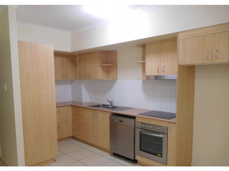 6/70 Main St, Pialba QLD 4655