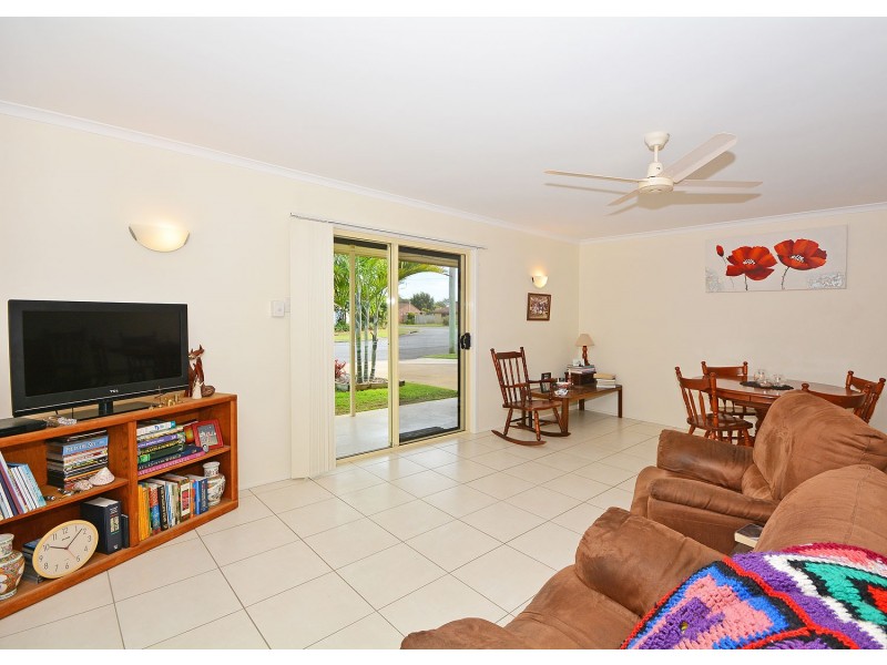 6 Gibbs Street, Urangan QLD 4655