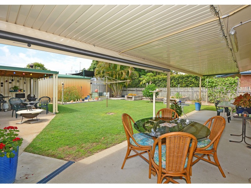 6 Gibbs Street, Urangan QLD 4655