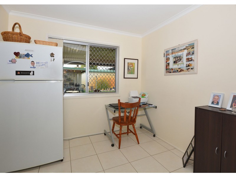 6 Gibbs Street, Urangan QLD 4655