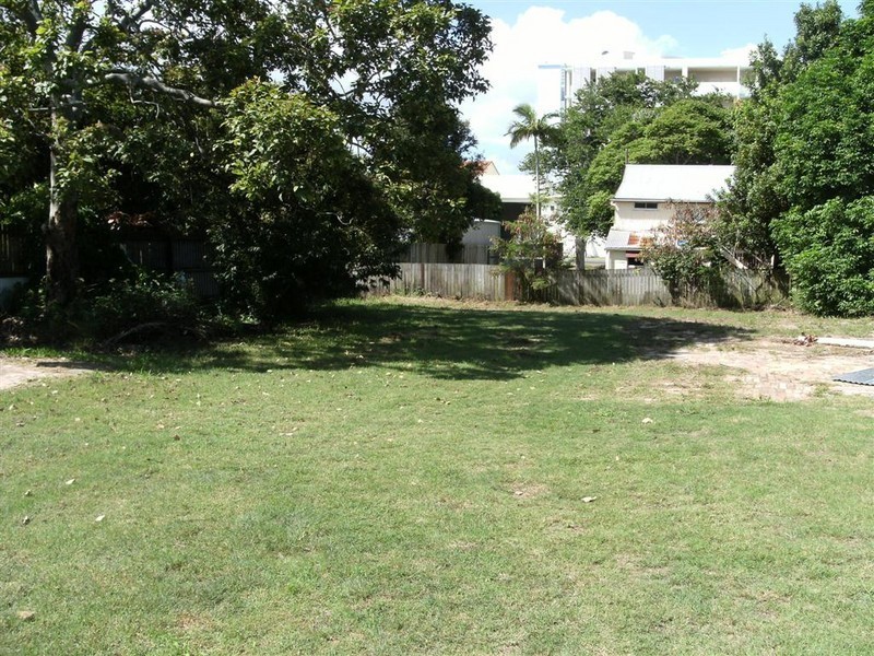 20 KING, Urangan QLD 4655