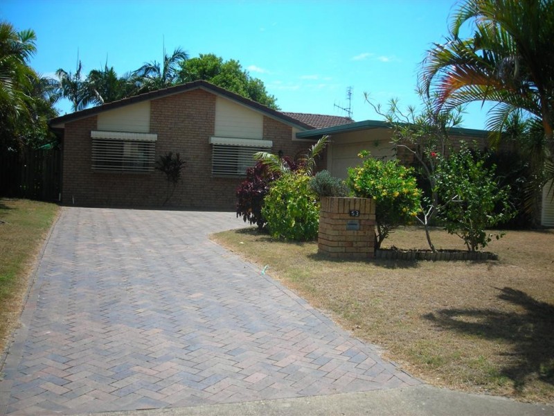 53 South Street, Urangan QLD 4655