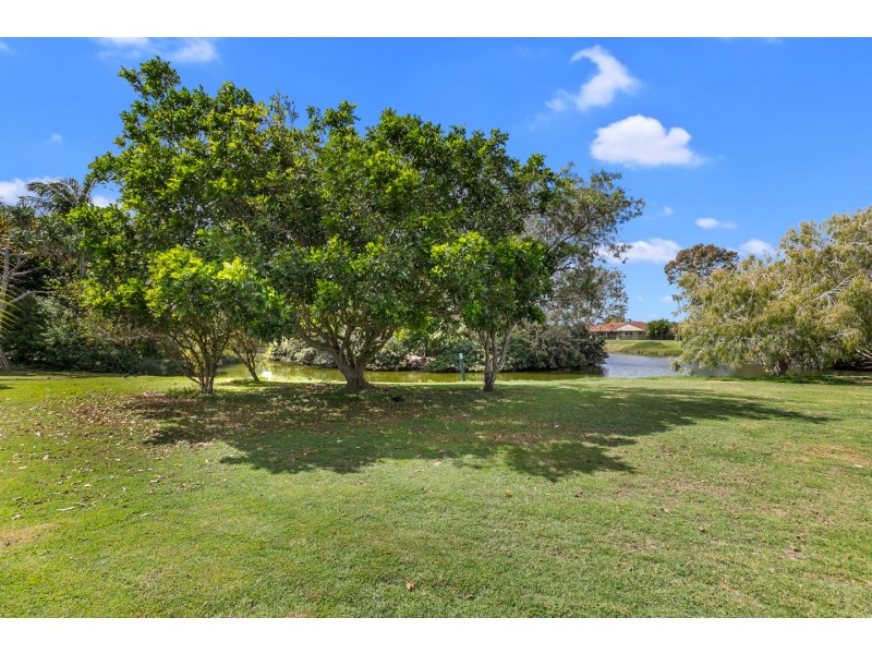 52 Ann Street, Torquay QLD 4655