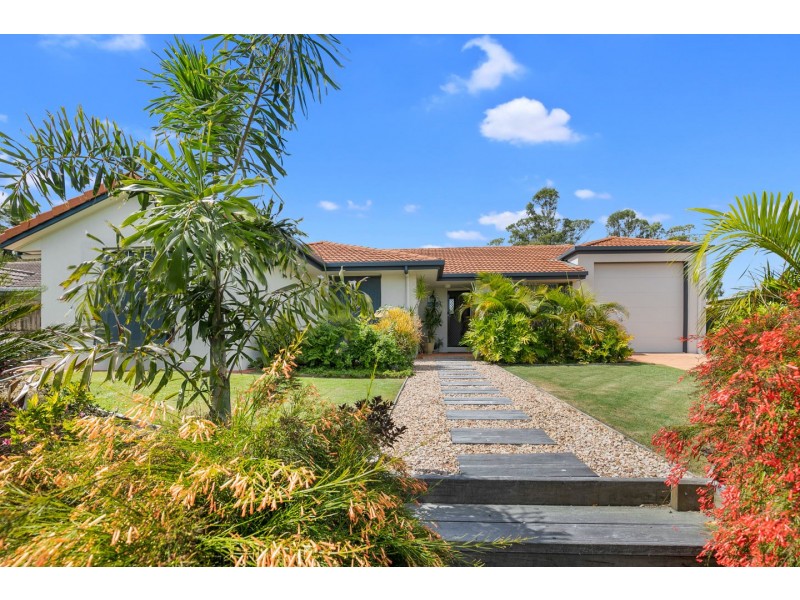 52 Ann Street, Torquay QLD 4655