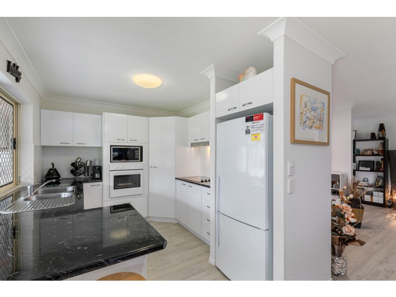 52 Ann Street, Torquay QLD 4655