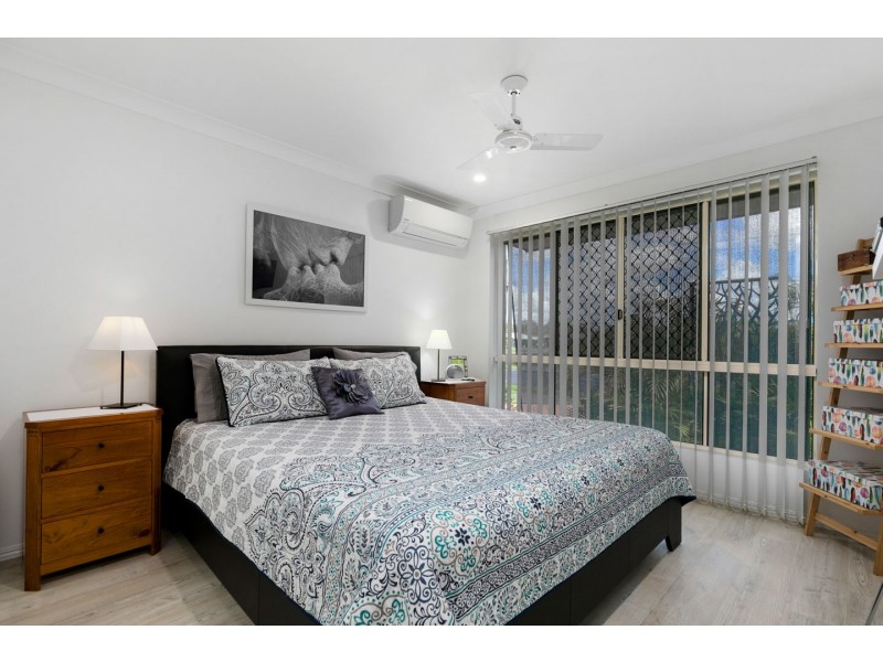 52 Ann Street, Torquay QLD 4655