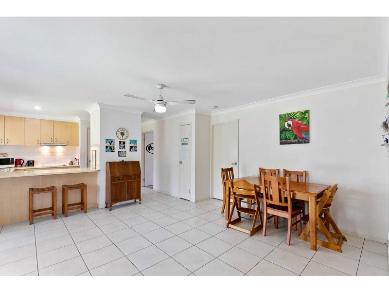 5 Genoa Court, Point Vernon QLD 4655