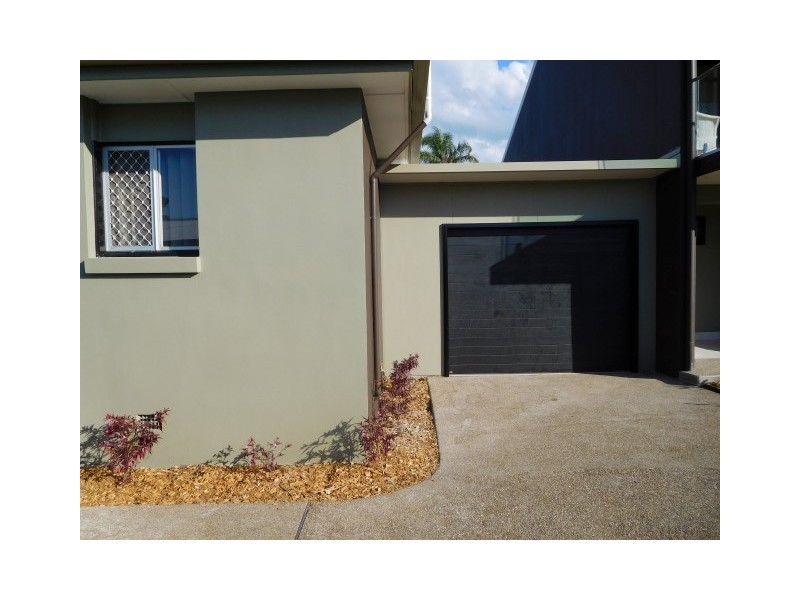 1/41 Beach Road, Pialba QLD 4655