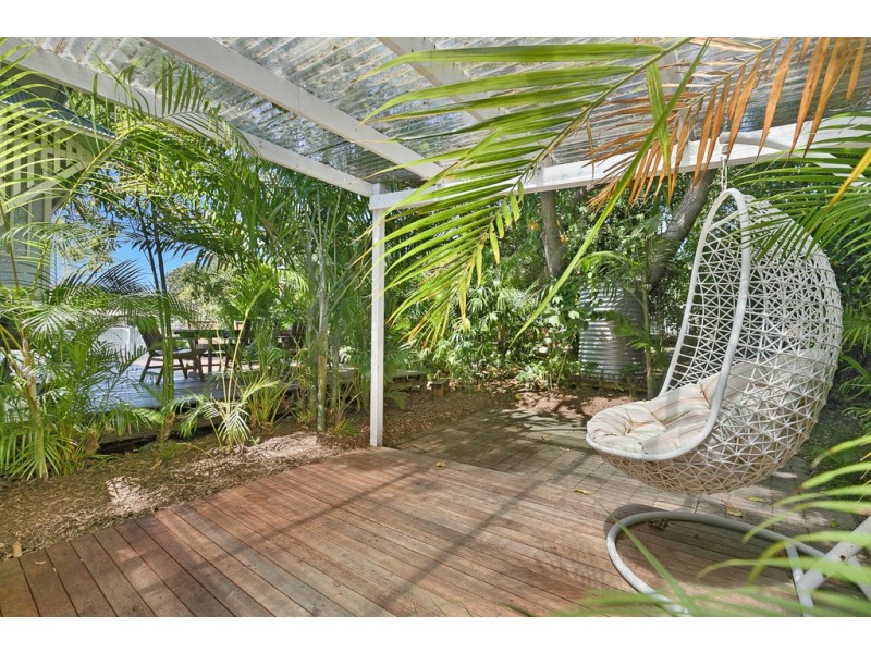 9 Down Street, Scarness QLD 4655