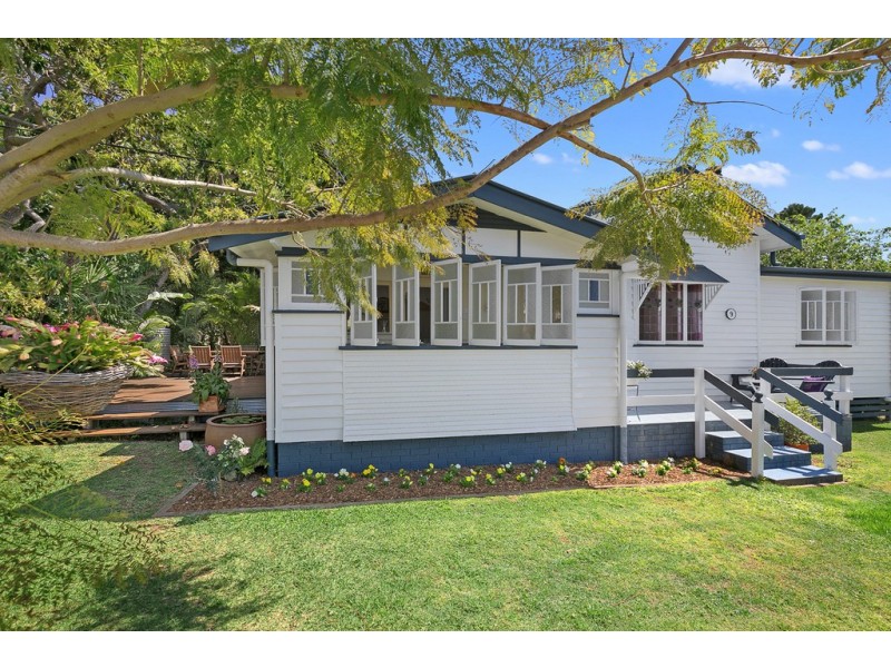 9 Down Street, Scarness QLD 4655