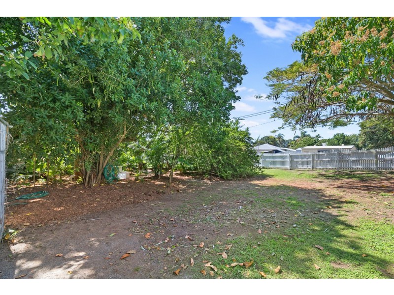 9 Down Street, Scarness QLD 4655
