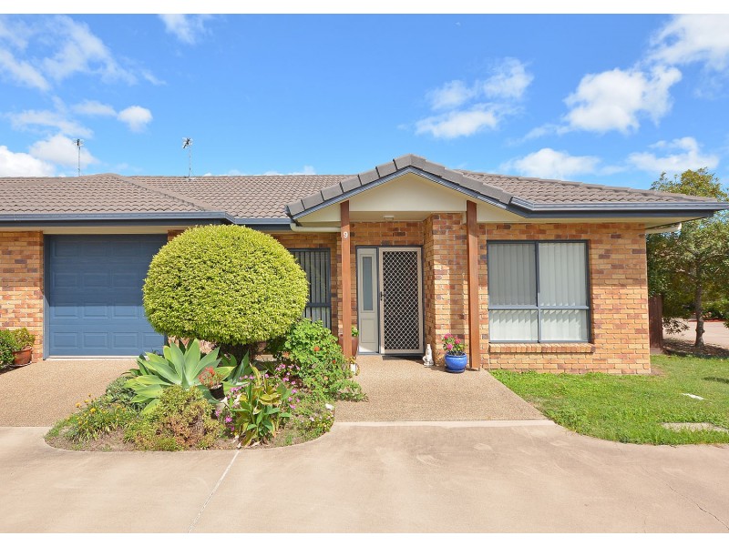 9/142-146 Elizabeth St, Urangan QLD 4655