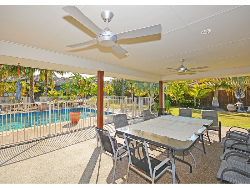 9/142-146 Elizabeth St, Urangan QLD 4655