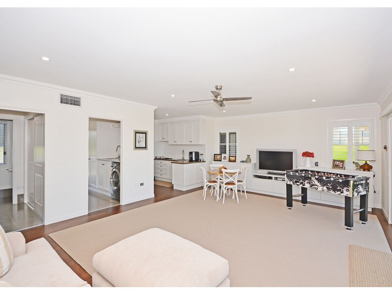 196-198 Cove Boulevard, River Heads QLD 4655