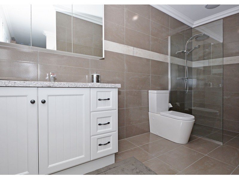 196-198 Cove Boulevard, River Heads QLD 4655