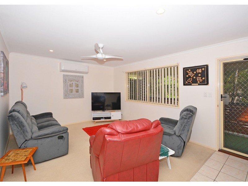 39/415-417 Boat Harbour Drive, Torquay QLD 4655