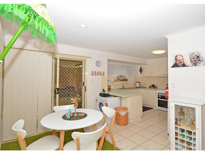 39/415-417 Boat Harbour Drive, Torquay QLD 4655