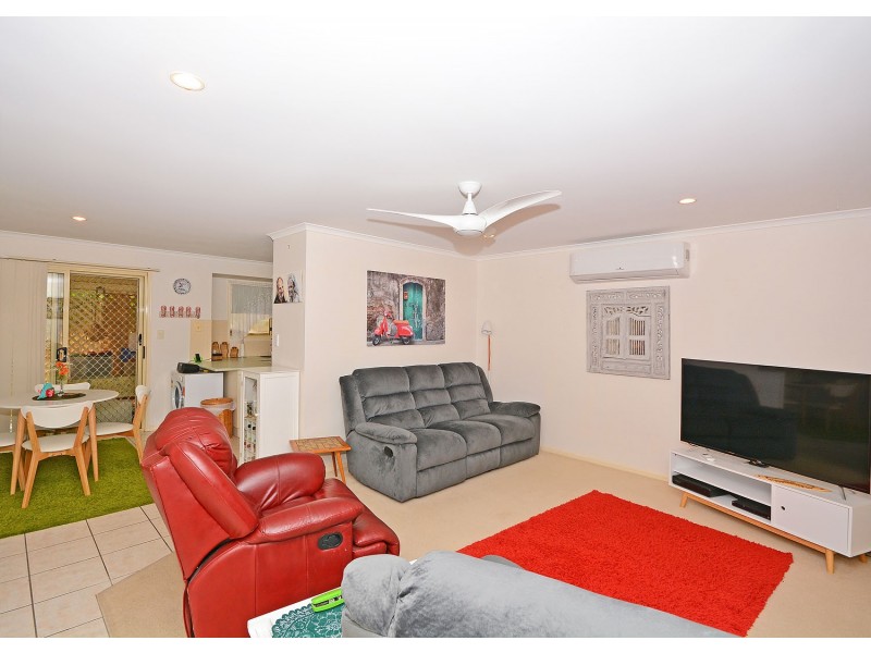 39/415-417 Boat Harbour Drive, Torquay QLD 4655