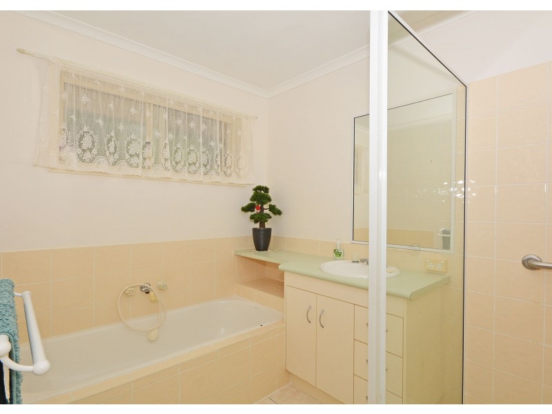 39/415-417 Boat Harbour Drive, Torquay QLD 4655