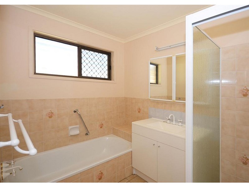 19 GREENWAY DRIVE, Pialba QLD 4655